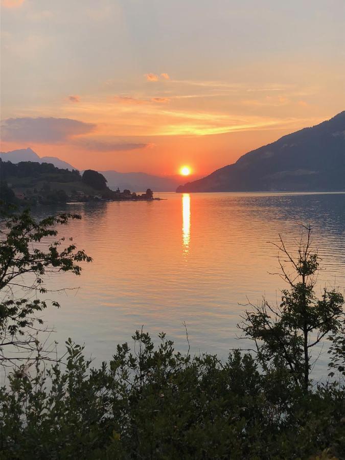 리시겐 Privatzimmer Am Thunersee 아파트 외부 사진