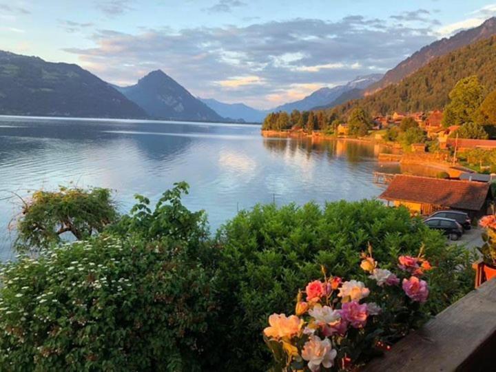 리시겐 Privatzimmer Am Thunersee 아파트 외부 사진